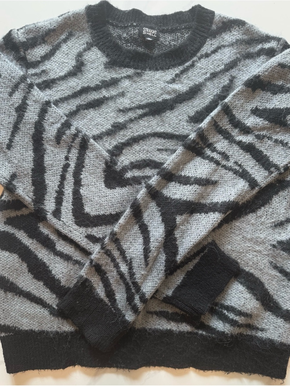 Straight To Hell Ainsley Fuzzy Zebra-Stripe Sweater Women’s XXL